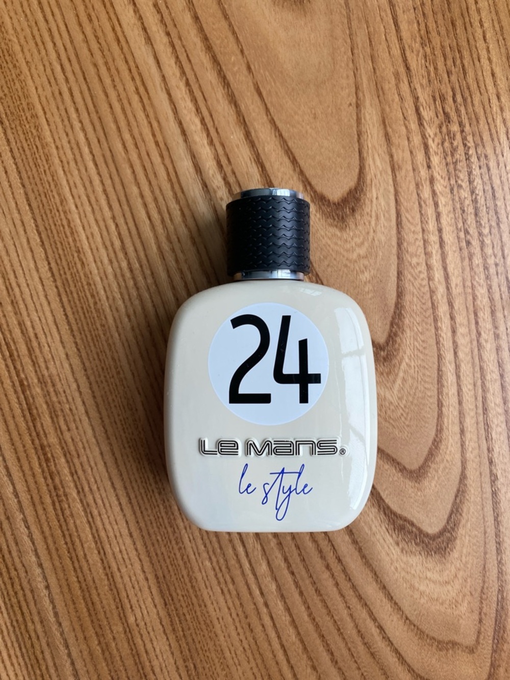 24 Le Style Eau de Toilette — Cream/Black